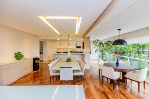 Image 5 - 1030367
