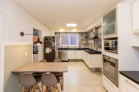 Image 22 - 1030367