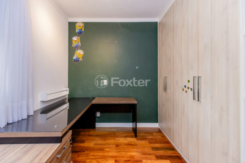 Image 33 - 1030367