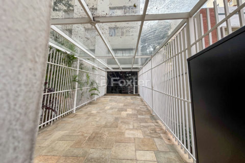 Image 25 - 1030368