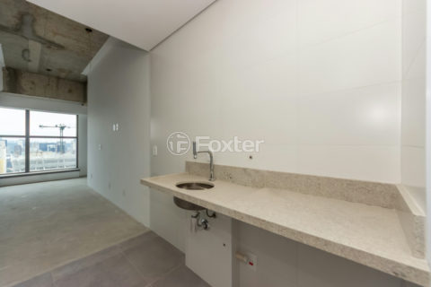 Image 7 - 1030371