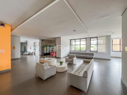 Image 19 - 1030377