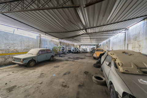 Image 10 - 1030380