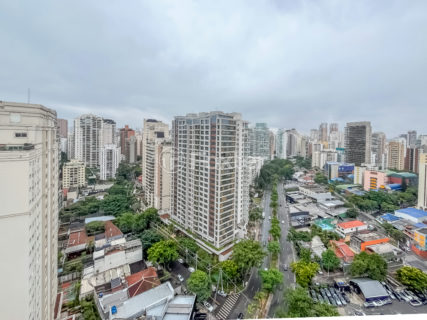 Image 8 - 1030381