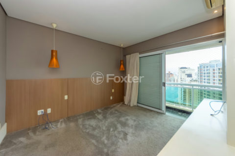 Image 35 - 1030381