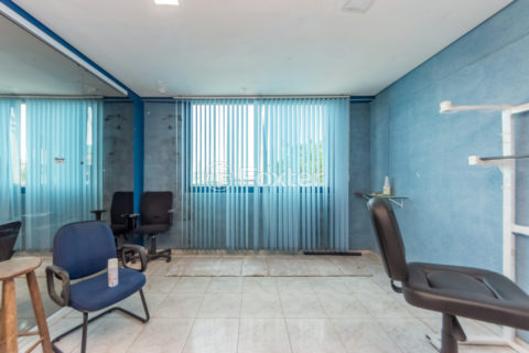 Image 30 - 1030382