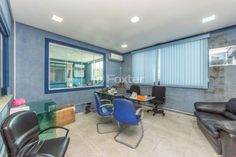 Image 33 - 1030382
