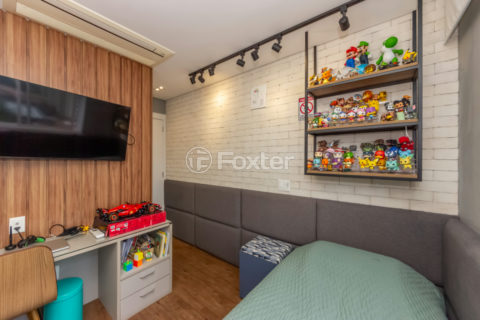 Image 31 - 1030383