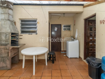 Image 35 - 1030396