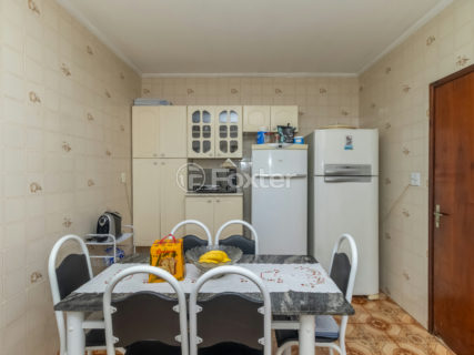 Image 33 - 1030396