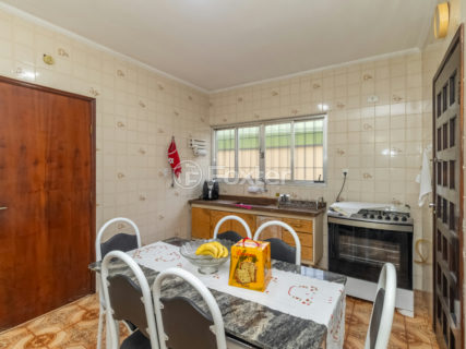 Image 32 - 1030396