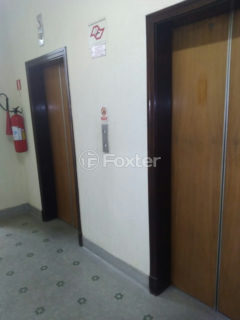 Image 35 - 1030399