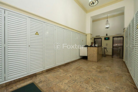 Image 38 - 1030399