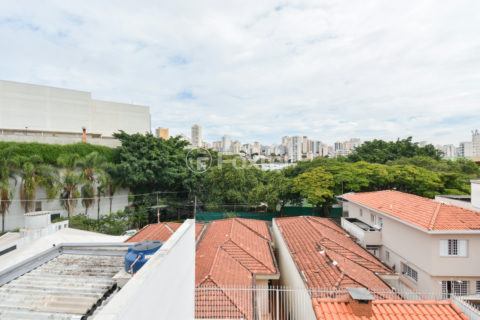 Image 30 - 1030402