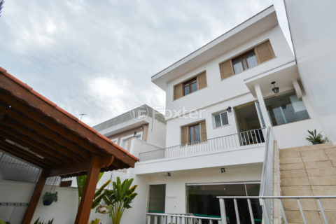 Image 45 - 1030402