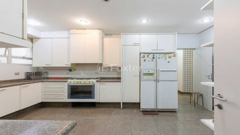 Image 30 - 1030403