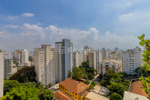 Image 56 - 1030403