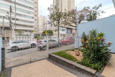 Image 30 - 1030411