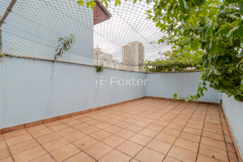 Image 15 - 1030411