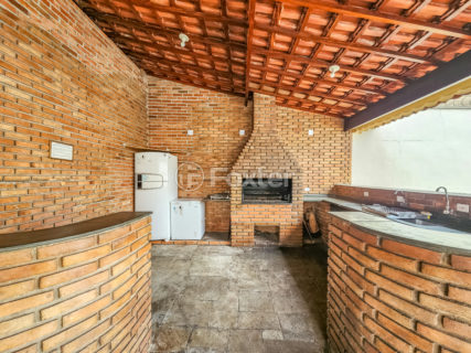 Image 32 - 1030415