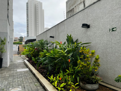 Image 21 - 1030416