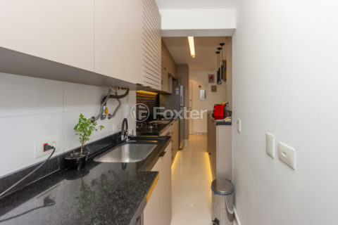 Image 2 - 1030417