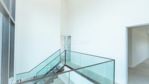 Image 7 - 1030419