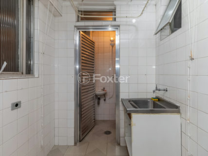 Image 32 - 1030420