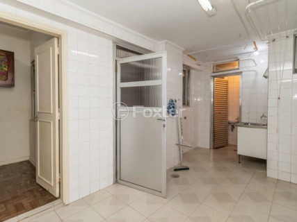 Image 31 - 1030420