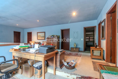 Image 67 - 1030429