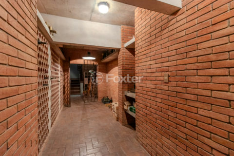 Image 34 - 1030429