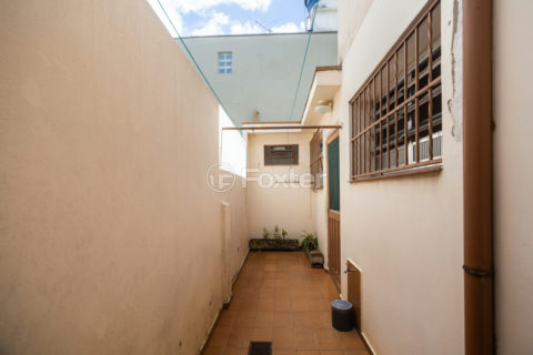 Image 32 - 1030432
