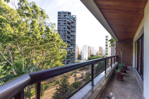 Image 42 - 1030437
