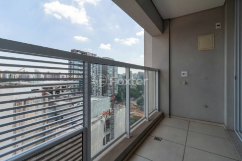 Image 15 - 1030438