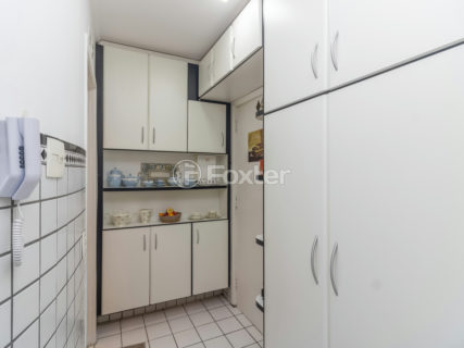 Image 9 - 1030444