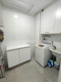 Image 11 - 1030445
