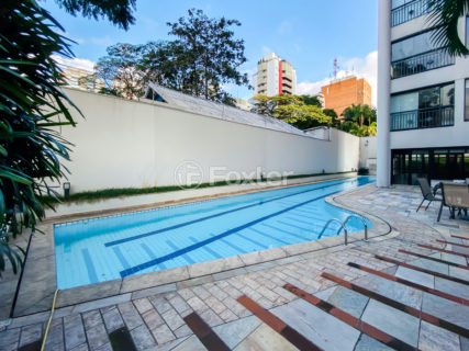 Image 30 - 1030473