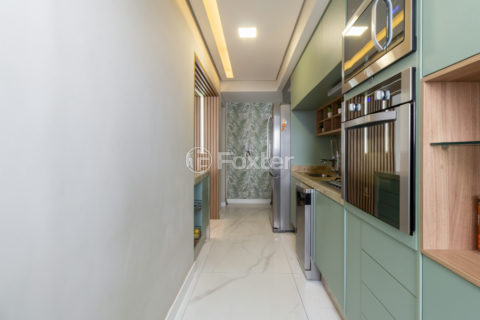 Image 35 - 1030477