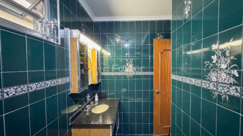 Image 35 - 1030481