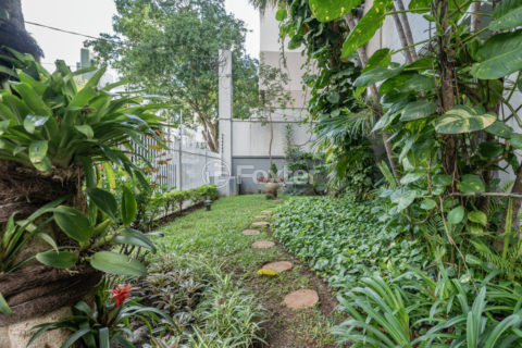 Image 33 - 1030491