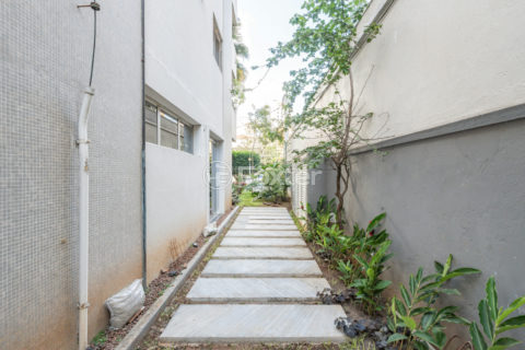 Image 38 - 1030491