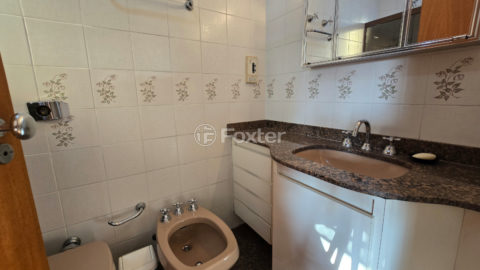 Image 31 - 1030495