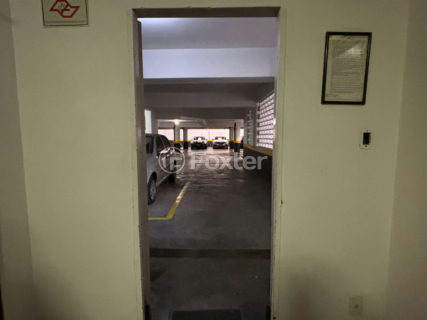 Image 6 - 1030513