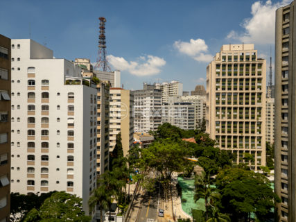 Image 35 - 1030518