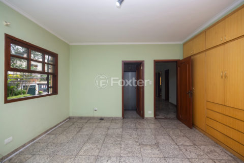 Image 42 - 1030526