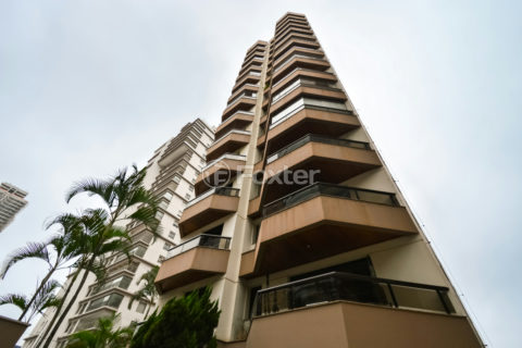 Image 60 - 1030530