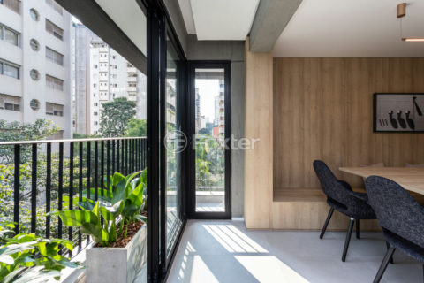 Image 33 - 1030531