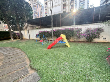 Image 37 - 1030543