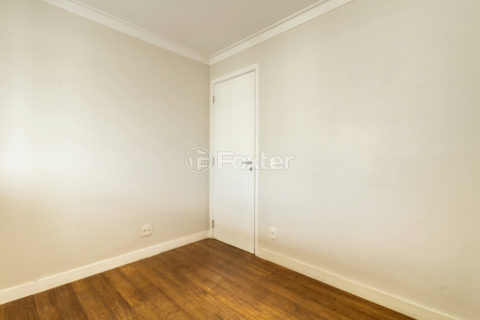 Image 21 - 1030544
