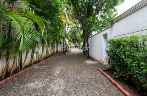 Image 35 - 1030544